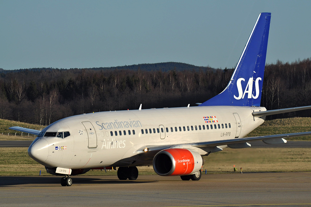 Boeing 737-600 LN-RPB, Scandinavian Airlines - SAS, Malm (MMX/ESMS), 14.01.2012